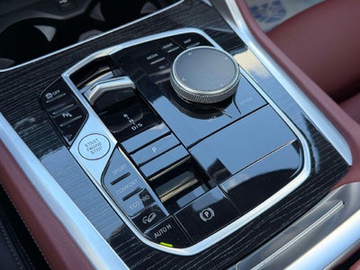2024 BMW X6 xDrive40i