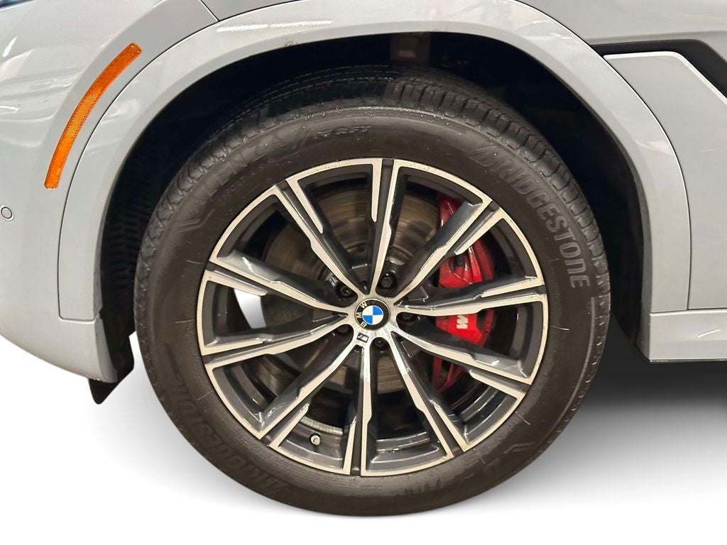 2025 BMW X6 xDrive40i
