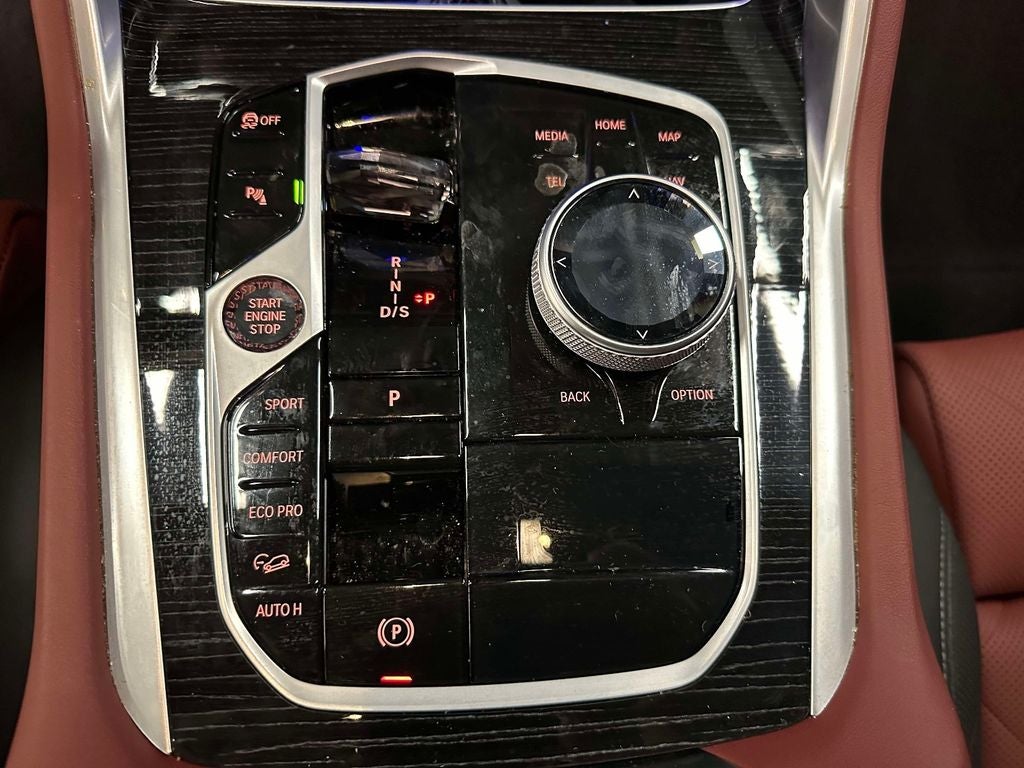 2025 BMW X6 xDrive40i