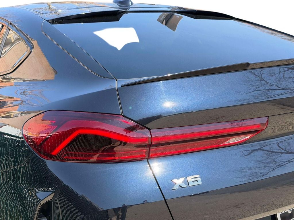 2023 BMW X6 M50i