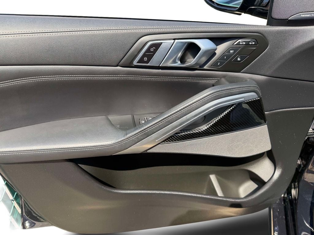 2023 BMW X6 M50i