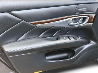 2019 INFINITI Q70 3.7 LUXE AWD