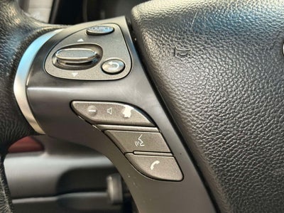 2019 INFINITI Q70 3.7 LUXE AWD