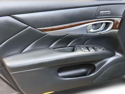 2019 INFINITI Q70 3.7 LUXE AWD