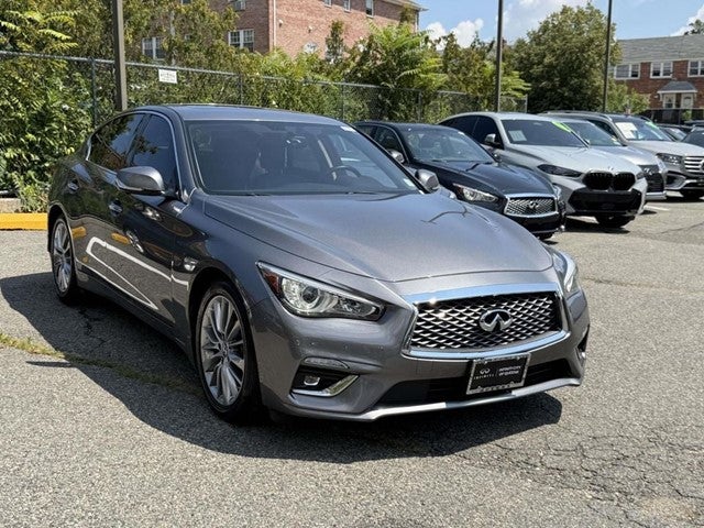 2023 INFINITI Q50 LUXE