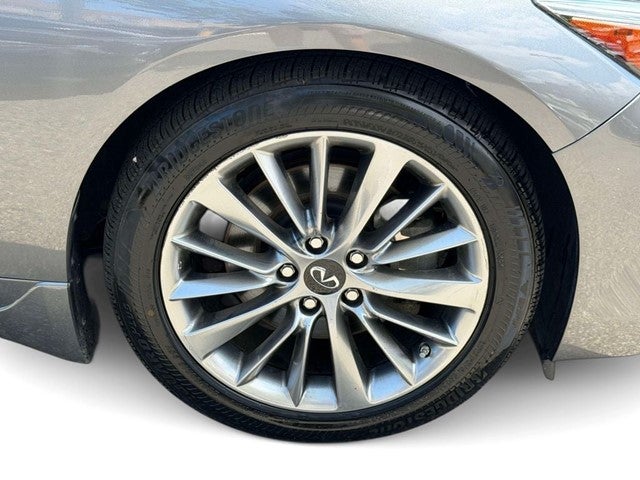 2023 INFINITI Q50 LUXE