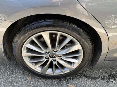 2023 INFINITI Q50 LUXE