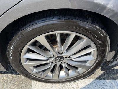 2023 INFINITI Q50 LUXE
