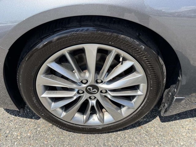 2023 INFINITI Q50 LUXE