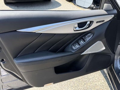 2023 INFINITI Q50 LUXE