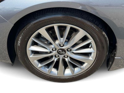 2023 INFINITI Q50 LUXE