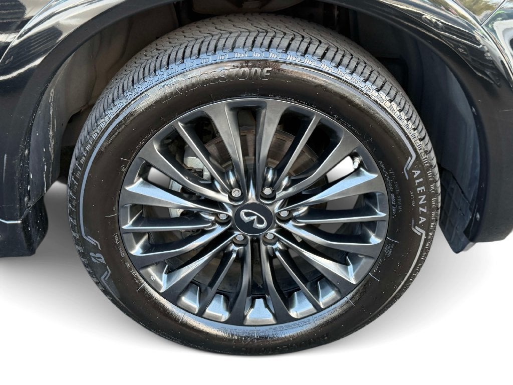 2022 INFINITI QX80 Premium Select