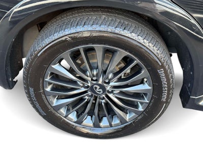 2022 INFINITI QX80 Premium Select