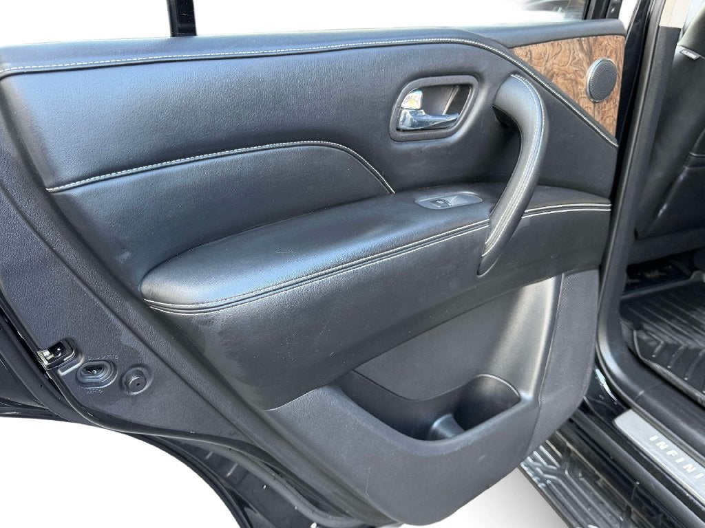 2022 INFINITI QX80 Premium Select