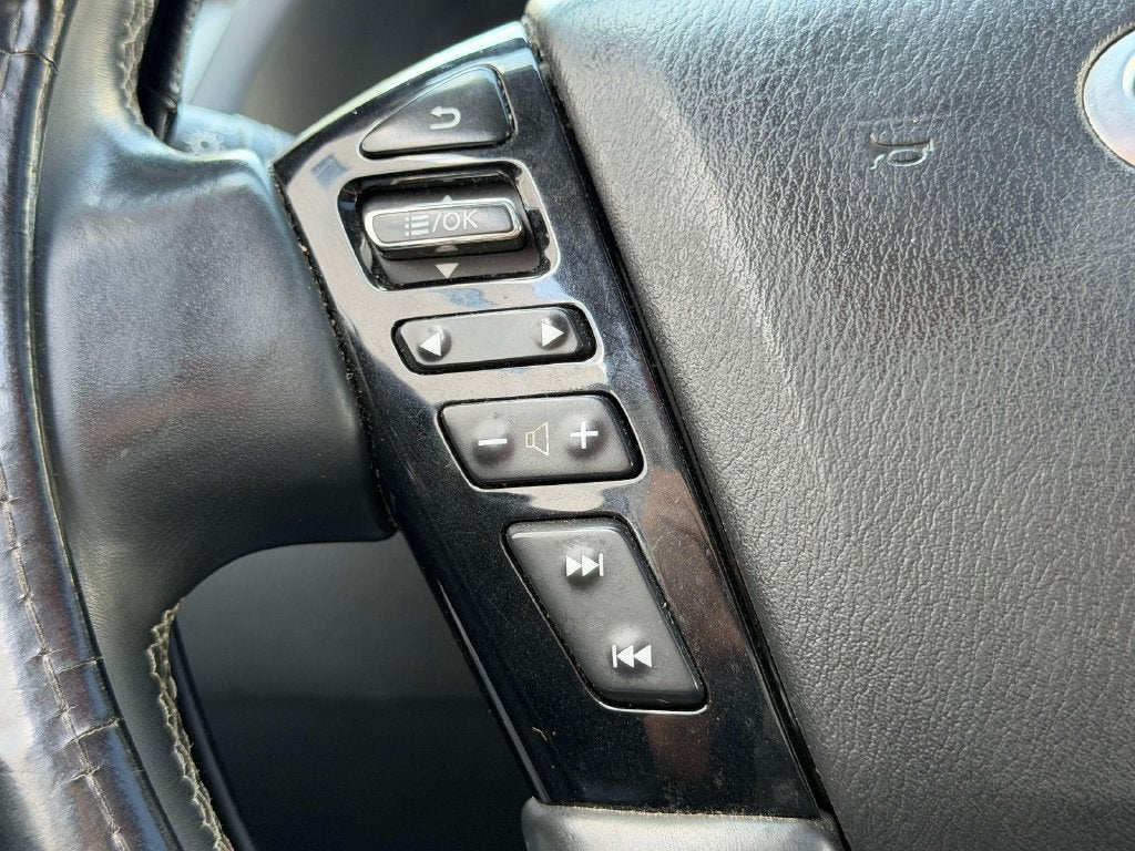 2022 INFINITI QX80 Premium Select