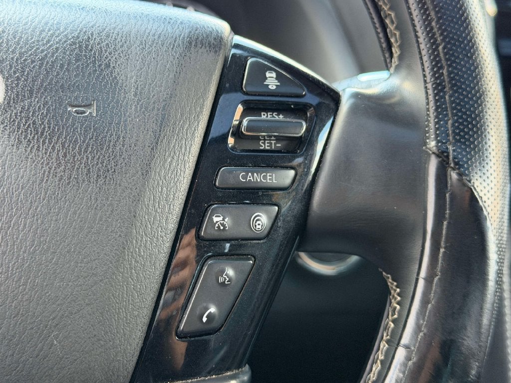 2022 INFINITI QX80 Premium Select
