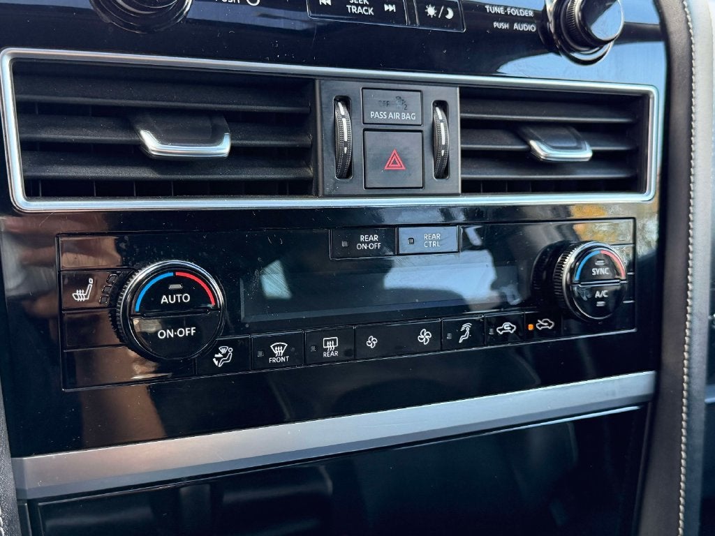 2022 INFINITI QX80 Premium Select