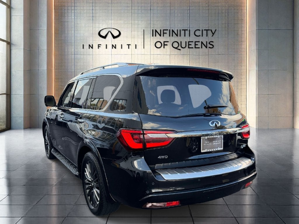 2022 INFINITI QX80 Premium Select