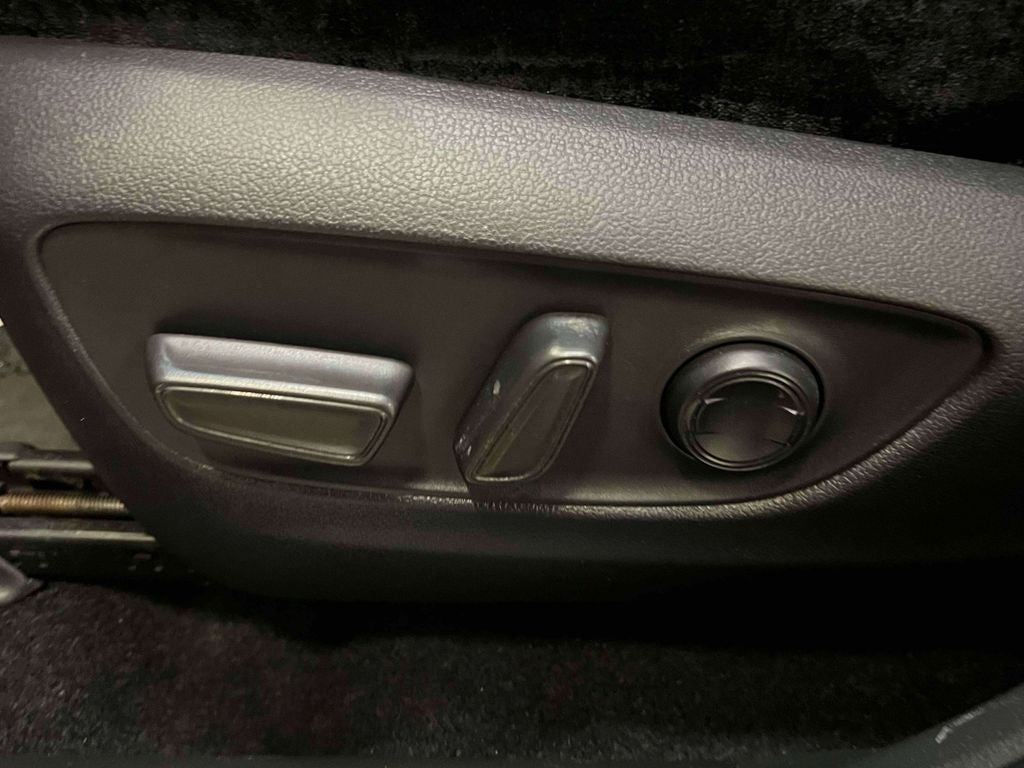 2022 Toyota Venza XLE
