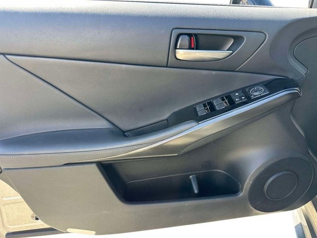 2021 Lexus IS 300