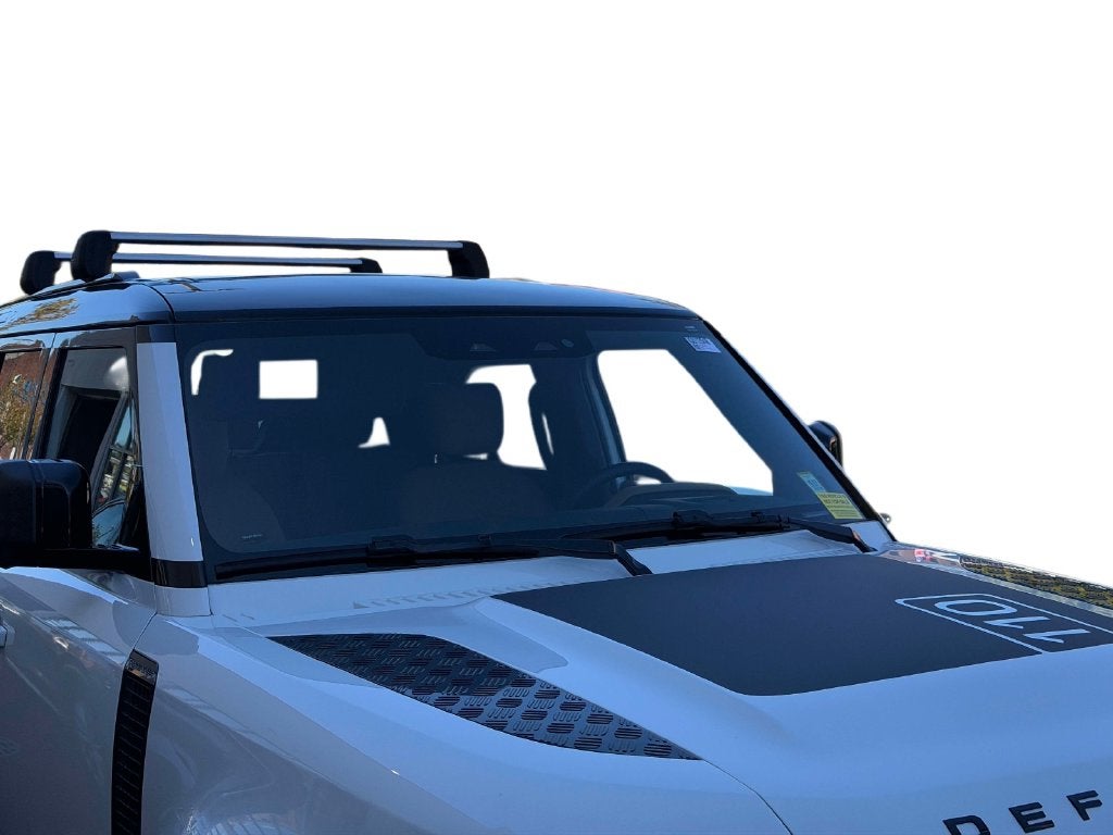 2025 Land Rover Defender 110 X-Dynamic SE