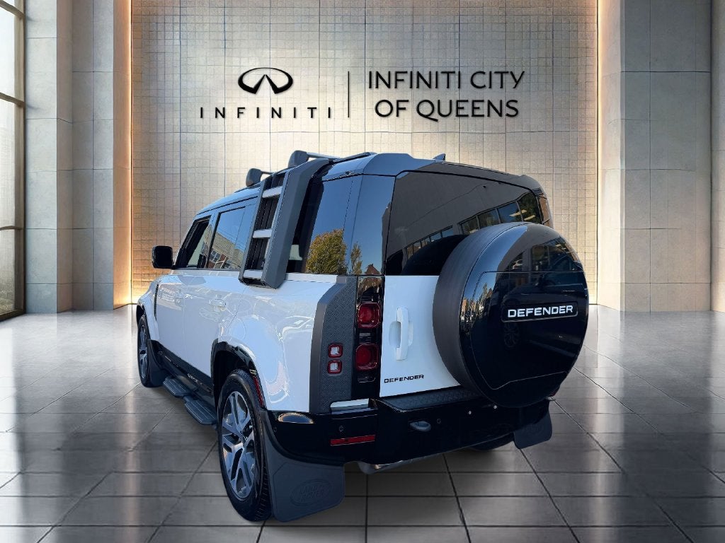 2025 Land Rover Defender 110 X-Dynamic SE