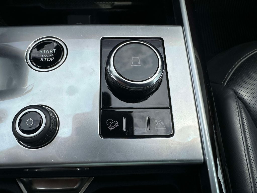 2023 Land Rover Range Rover SE