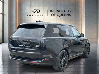 2023 Land Rover Range Rover SE