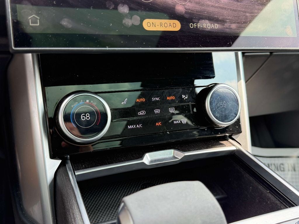2023 Land Rover Range Rover SE