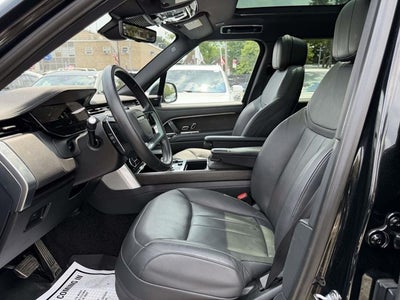 2023 Land Rover Range Rover SE