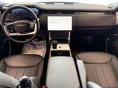 2025 Land Rover Range Rover SE