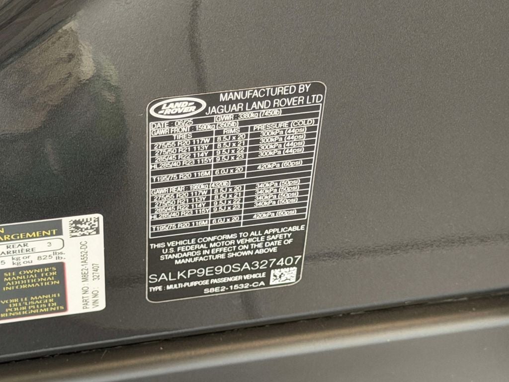 2025 Land Rover Range Rover SE