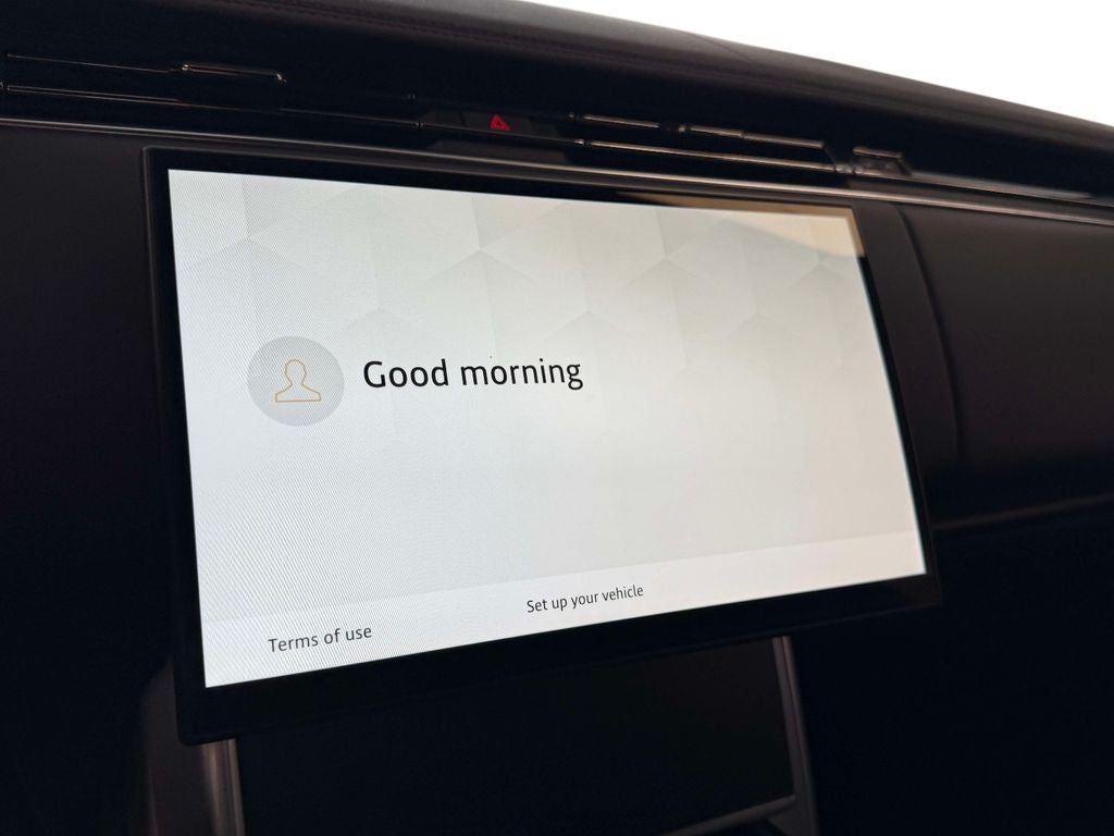 2025 Land Rover Range Rover SE