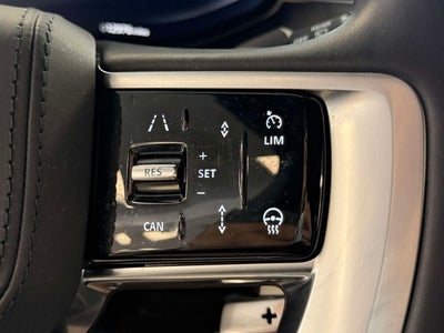 2025 Land Rover Range Rover SE