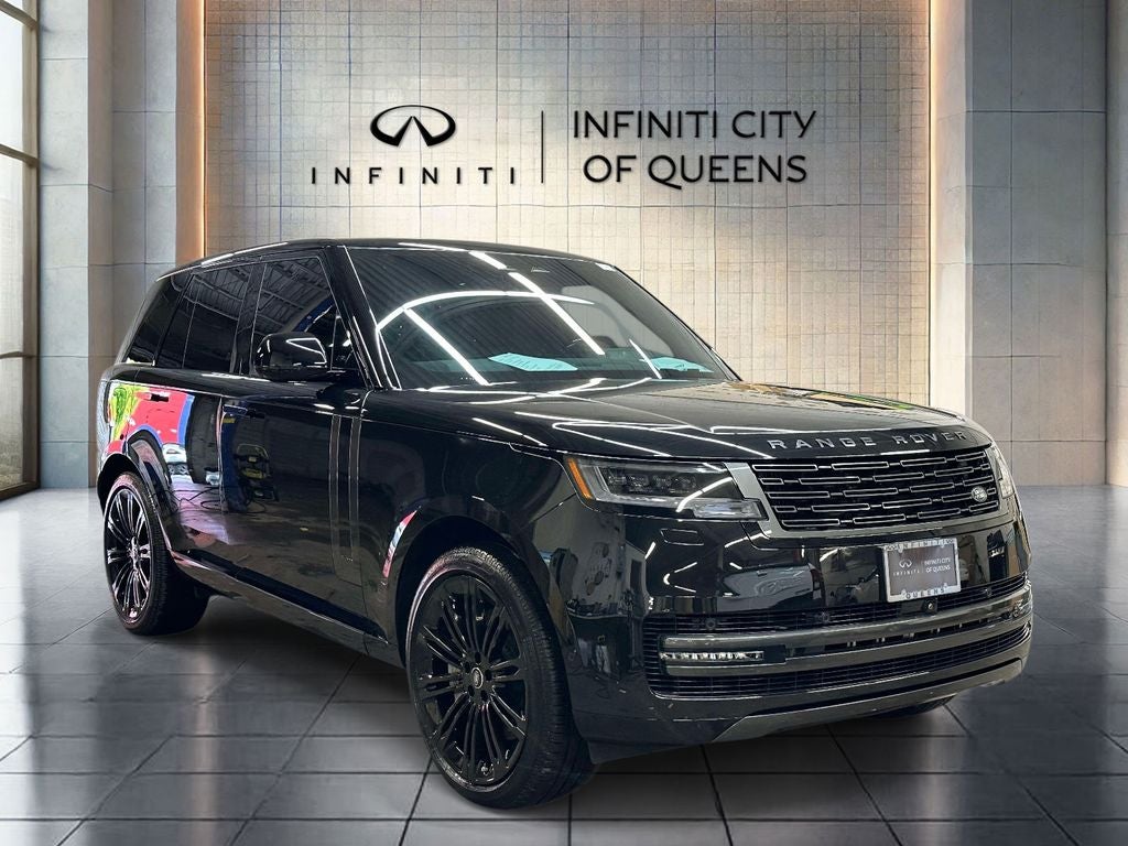 2025 Land Rover Range Rover 4.4 SE SWB's photo