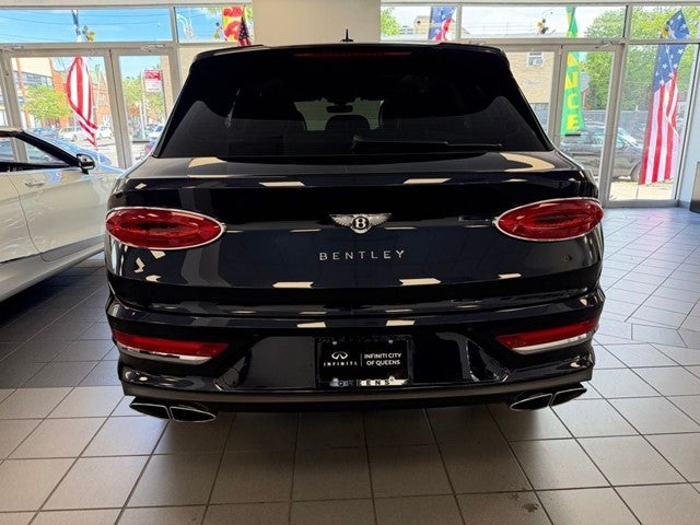 2024 Bentley Bentayga V8
