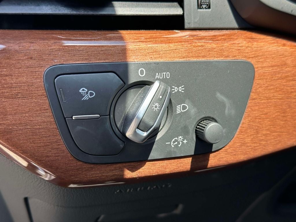2023 Audi A4 40 Premium quattro