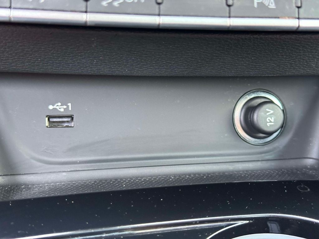 2023 Audi A4 40 Premium quattro