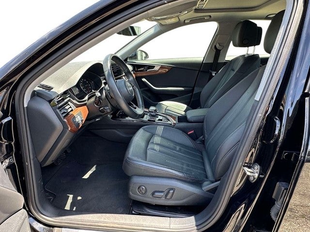 2023 Audi A4 40 Premium quattro