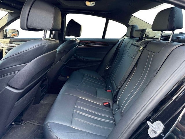 2023 BMW 5 Series M550i xDrive