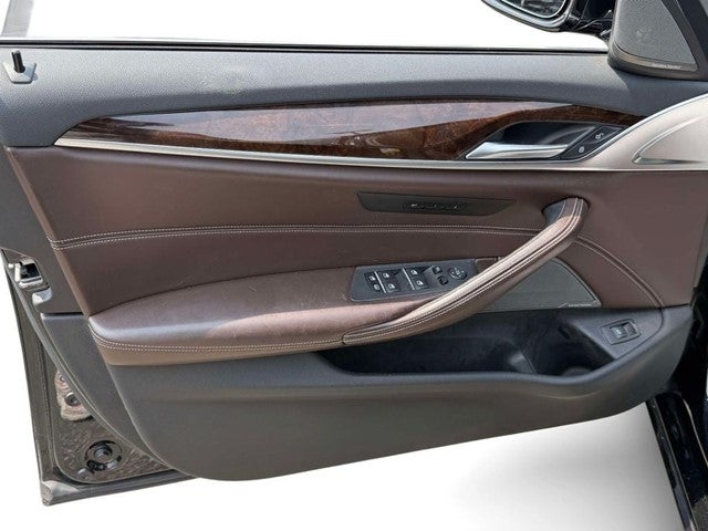 2019 BMW 5 Series 540i xDrive
