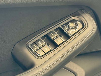 2023 Porsche Macan T