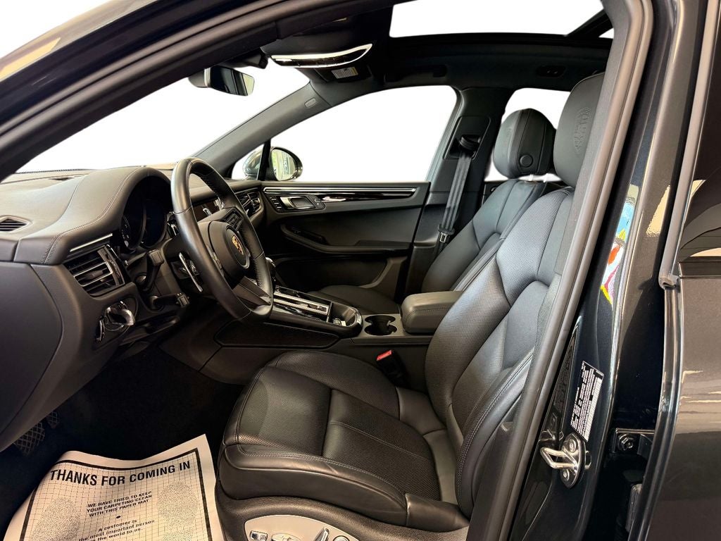 2023 Porsche Macan T