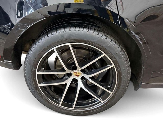 2024 Porsche Macan T
