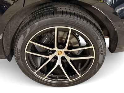 2024 Porsche Macan T