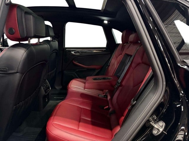 2024 Porsche Macan T