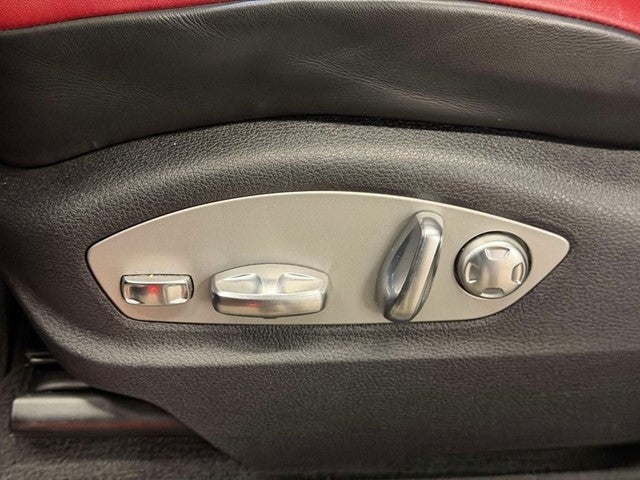 2024 Porsche Macan T
