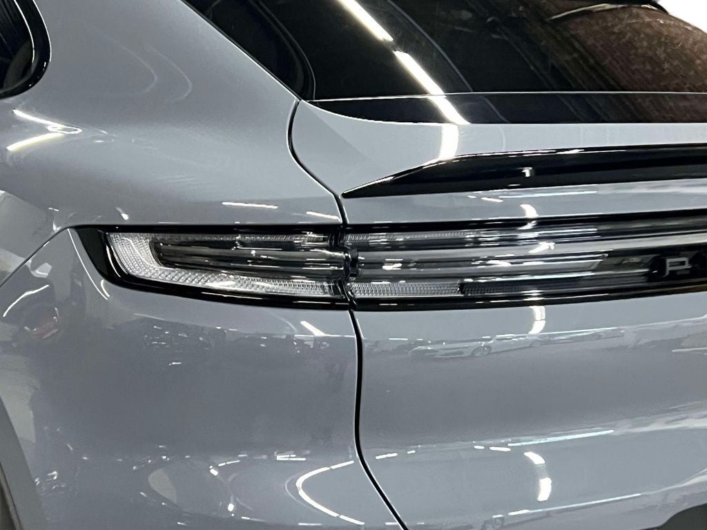 2025 Porsche Cayenne Coupe Turbo GT