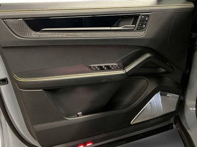 2025 Porsche Cayenne Coupe Turbo GT