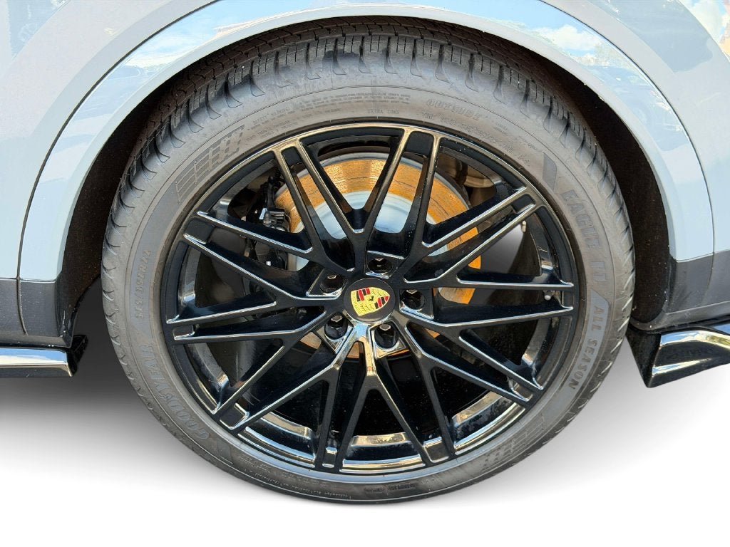 2024 Porsche Cayenne Coupe S